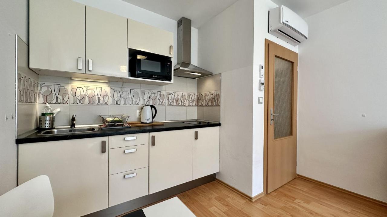 Ubytovani Trebon - Apartmany Rozmberk, Svet A Bastyr Exterior photo