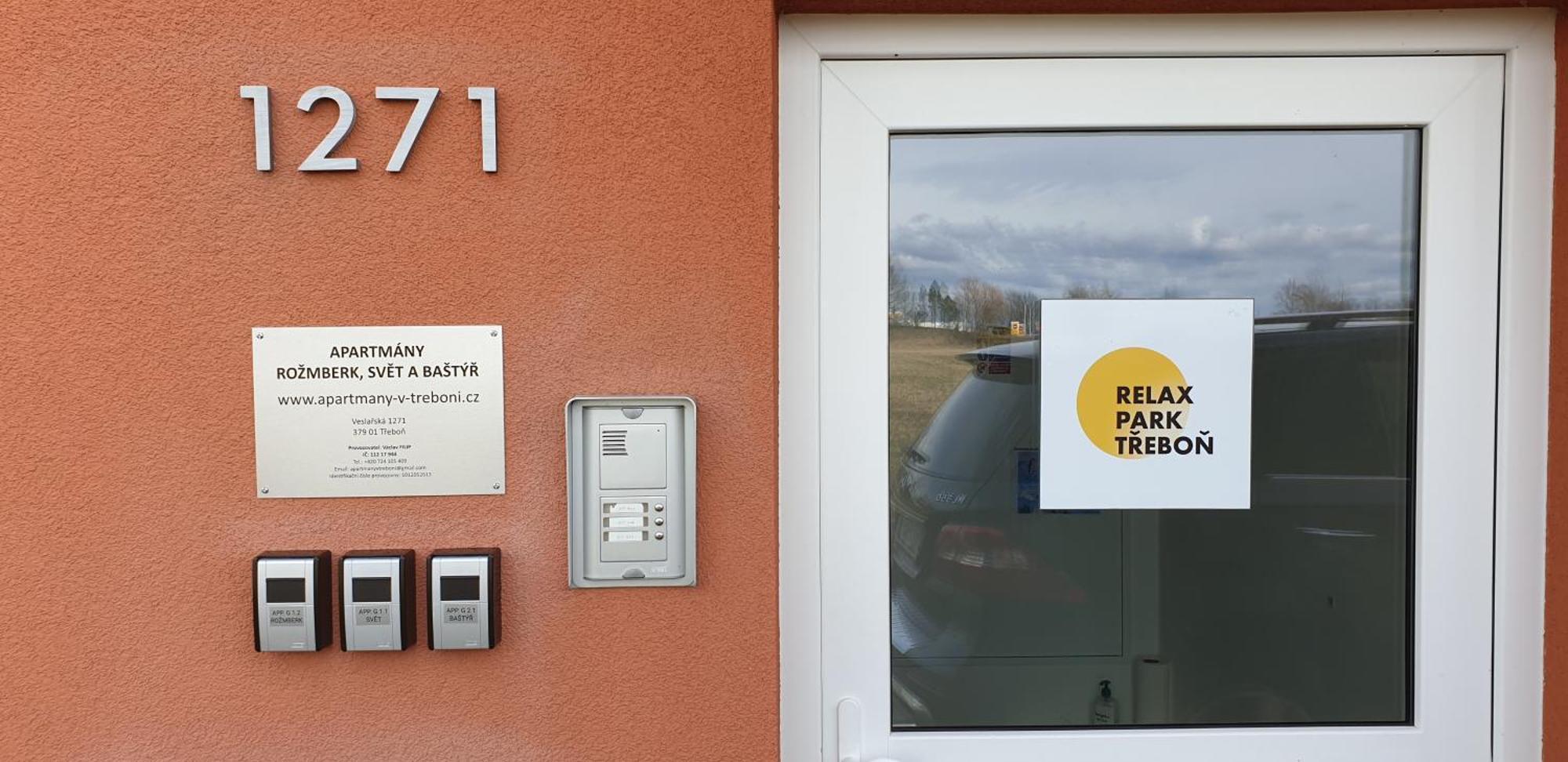 Ubytovani Trebon - Apartmany Rozmberk, Svet A Bastyr Exterior photo